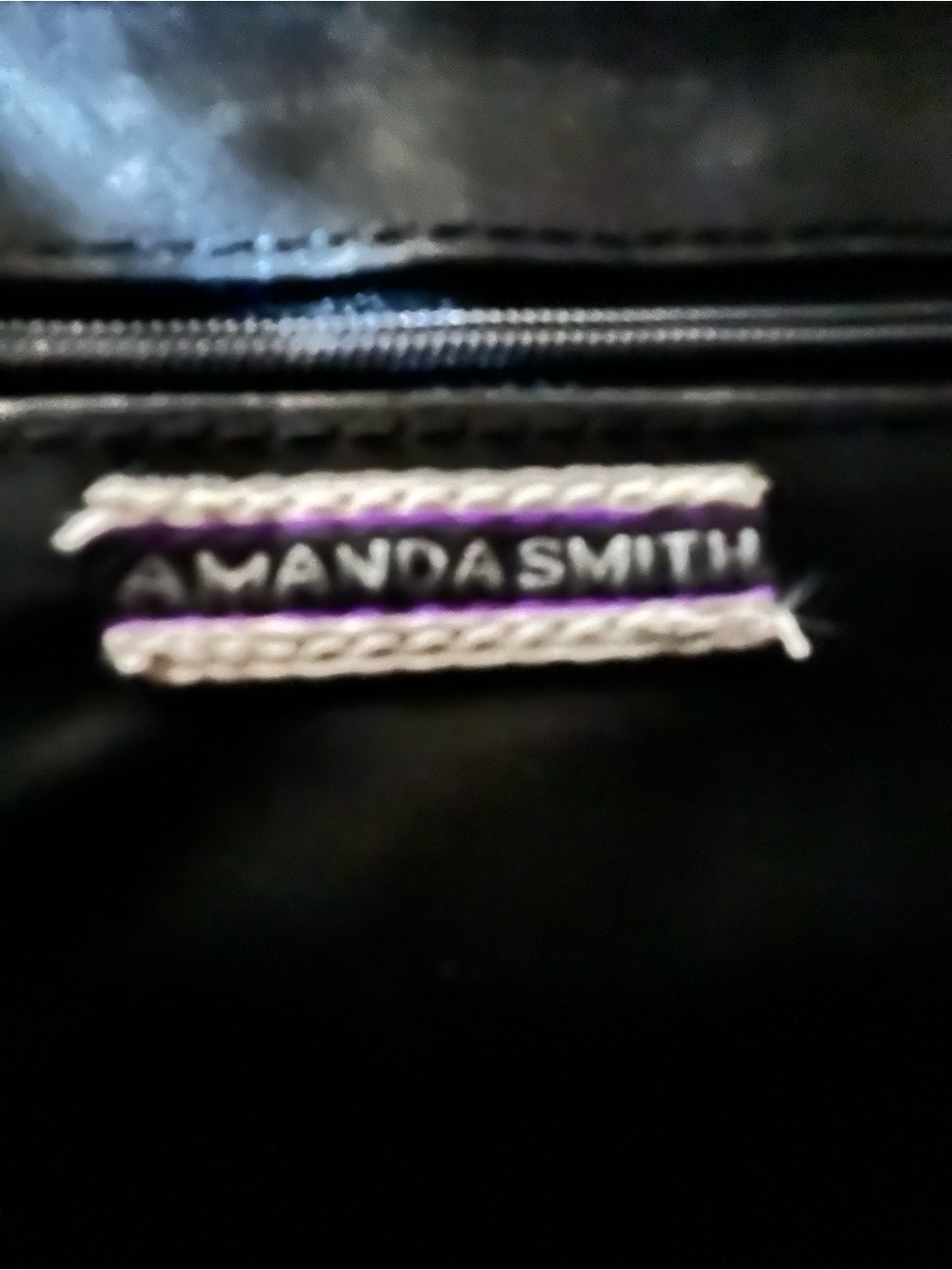 👜 Amanda Smith Black Patent Shoulder Bag with Tan Strap - NWT -Price penned-up. - Picture 3 of 7
